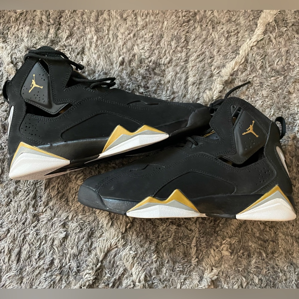 6.5 youth Jordans.
